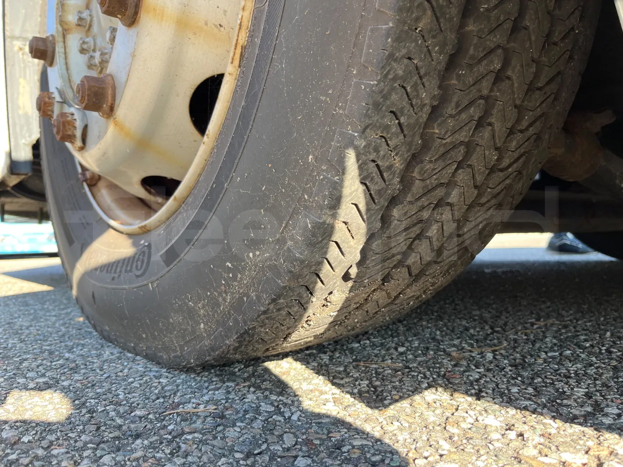 Man Lion's City GL A40 - Euro6 - 228kW - 18.750mt - rear left tire photo