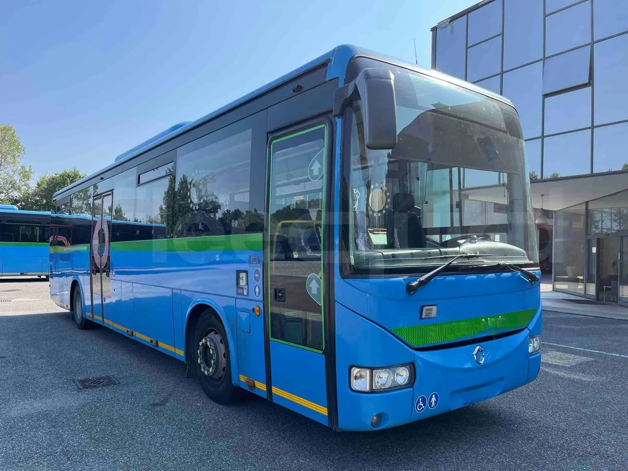 Iveco Crossway - Base cover photo