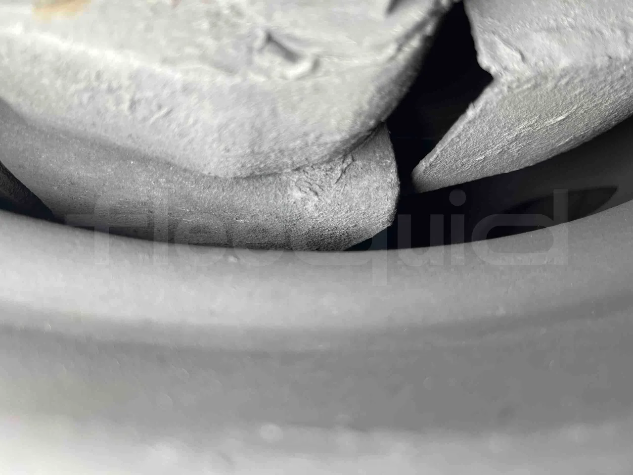 Iveco Crossway - Second Axle Discs Left Side
