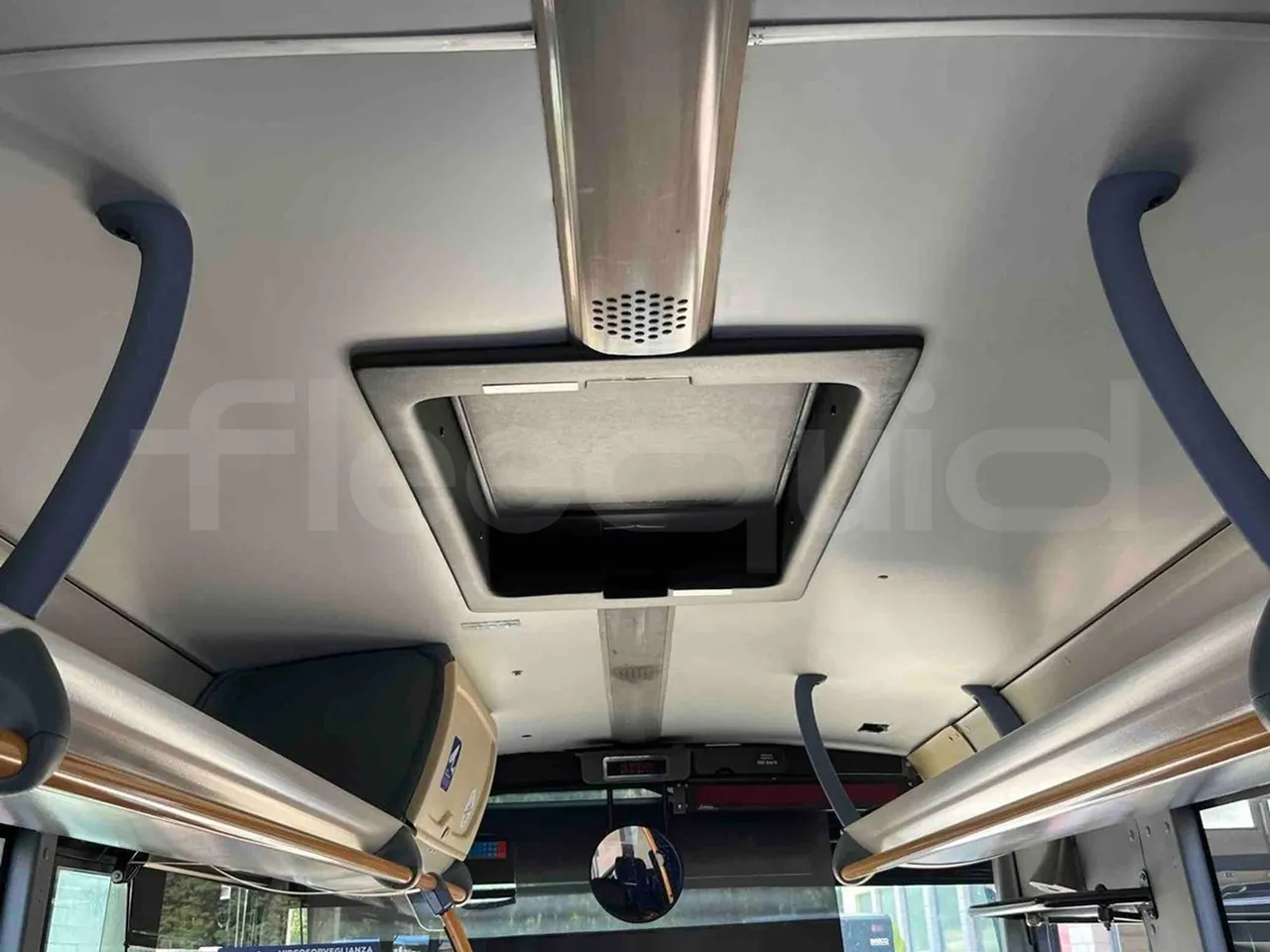 Iveco Crossway - Roof Hatch 1