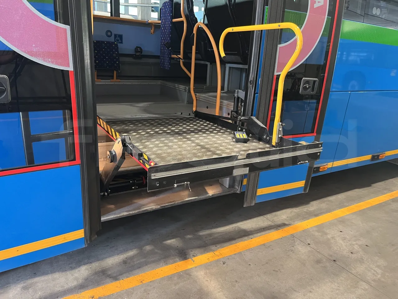 Iveco Crossway - Platform Open