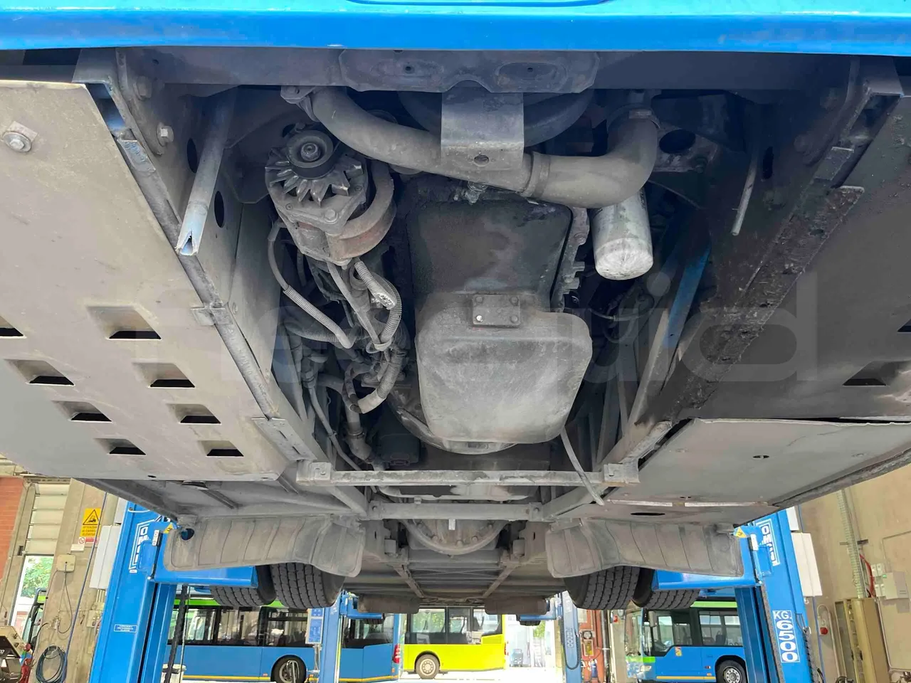 Iveco Crossway - Rear Undercarriage