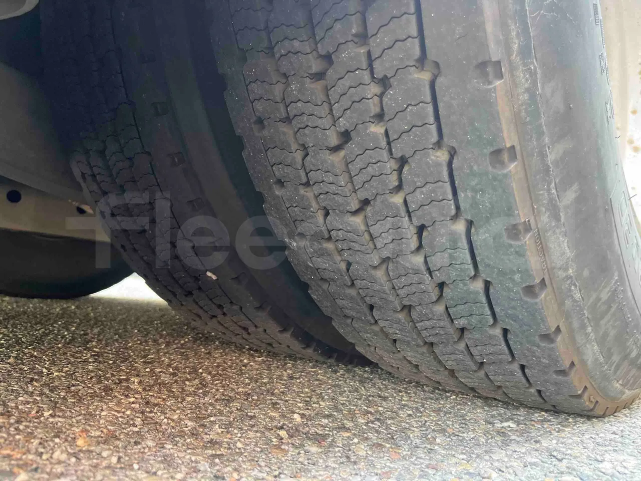 Iveco Crossway - Second Axle Left Side: Tyre Tread