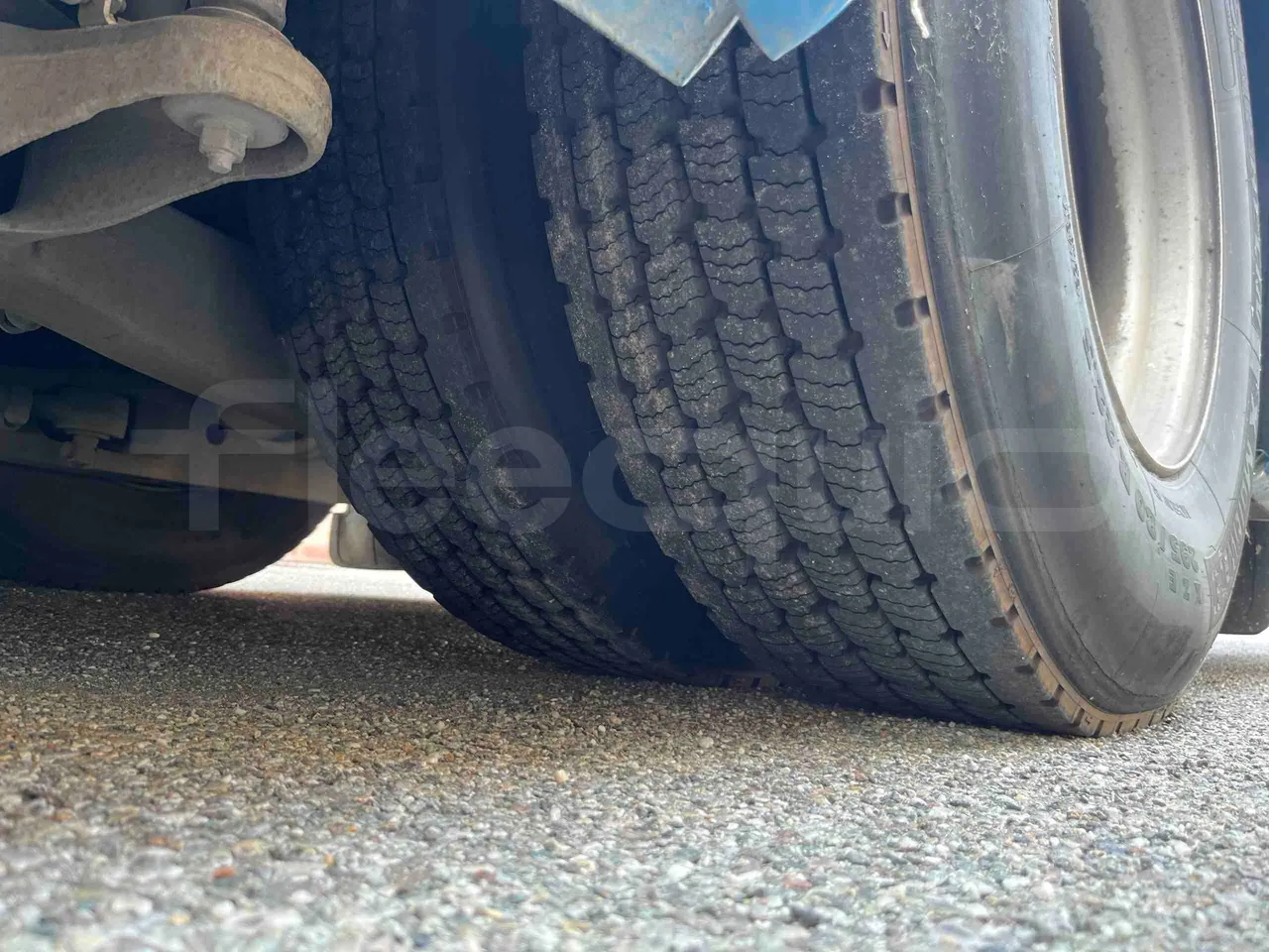 Iveco Crossway - Second Axle Right Side: Tyre Tread