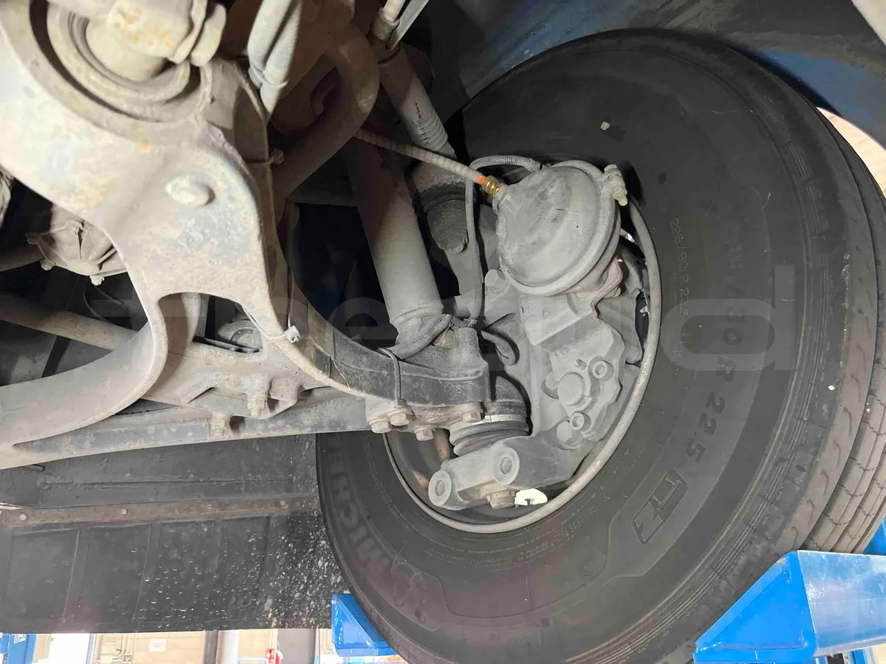Iveco Crossway - First Axle Left Side