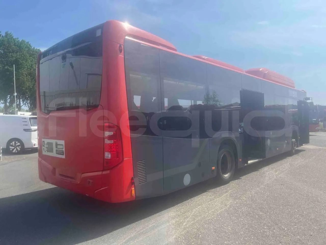 Mercedes-Benz Citaro - 3/4 right rear doors open