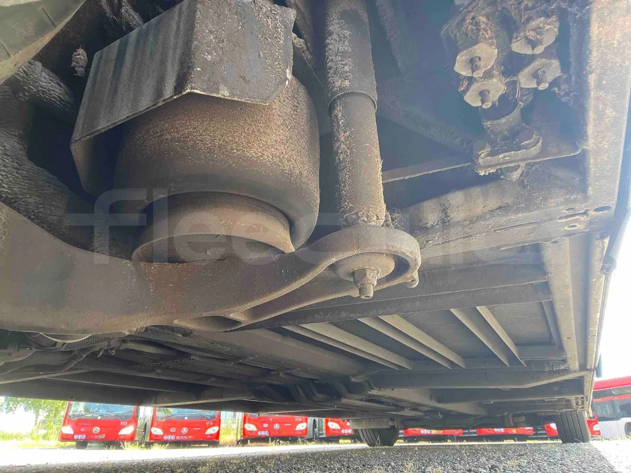 Mercedes-Benz Citaro - axle 2 shock absorbers 2 left