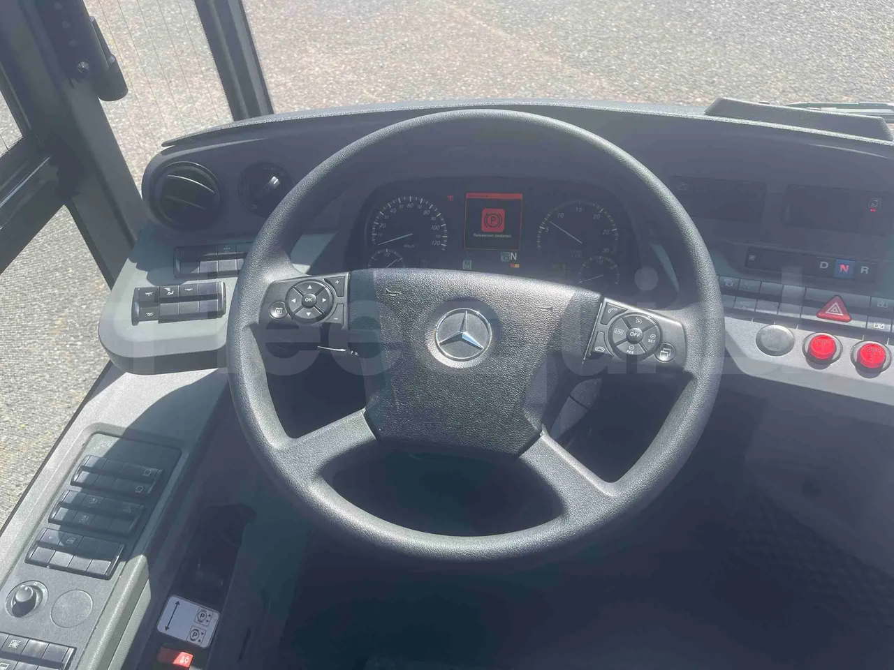 Mercedes-Benz Citaro - steering wheel photo