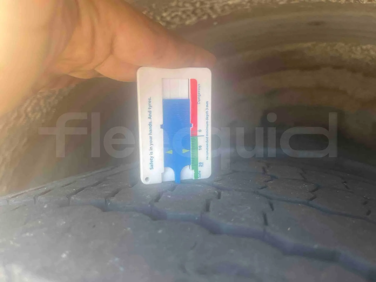 Mercedes-Benz Citaro - front left tire measurements