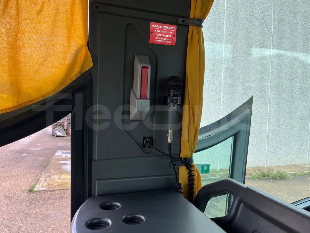 Irisbus Domino Orlandi 2001 397E 12.35 - Euro3 - 259kW - 12mt - hostes microphone accessories photo