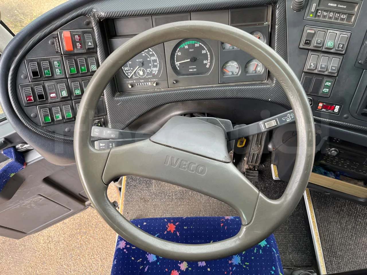 Irisbus Domino Orlandi 2001 397E 12.35 - Euro3 - 259kW - 12mt - steering wheel photo