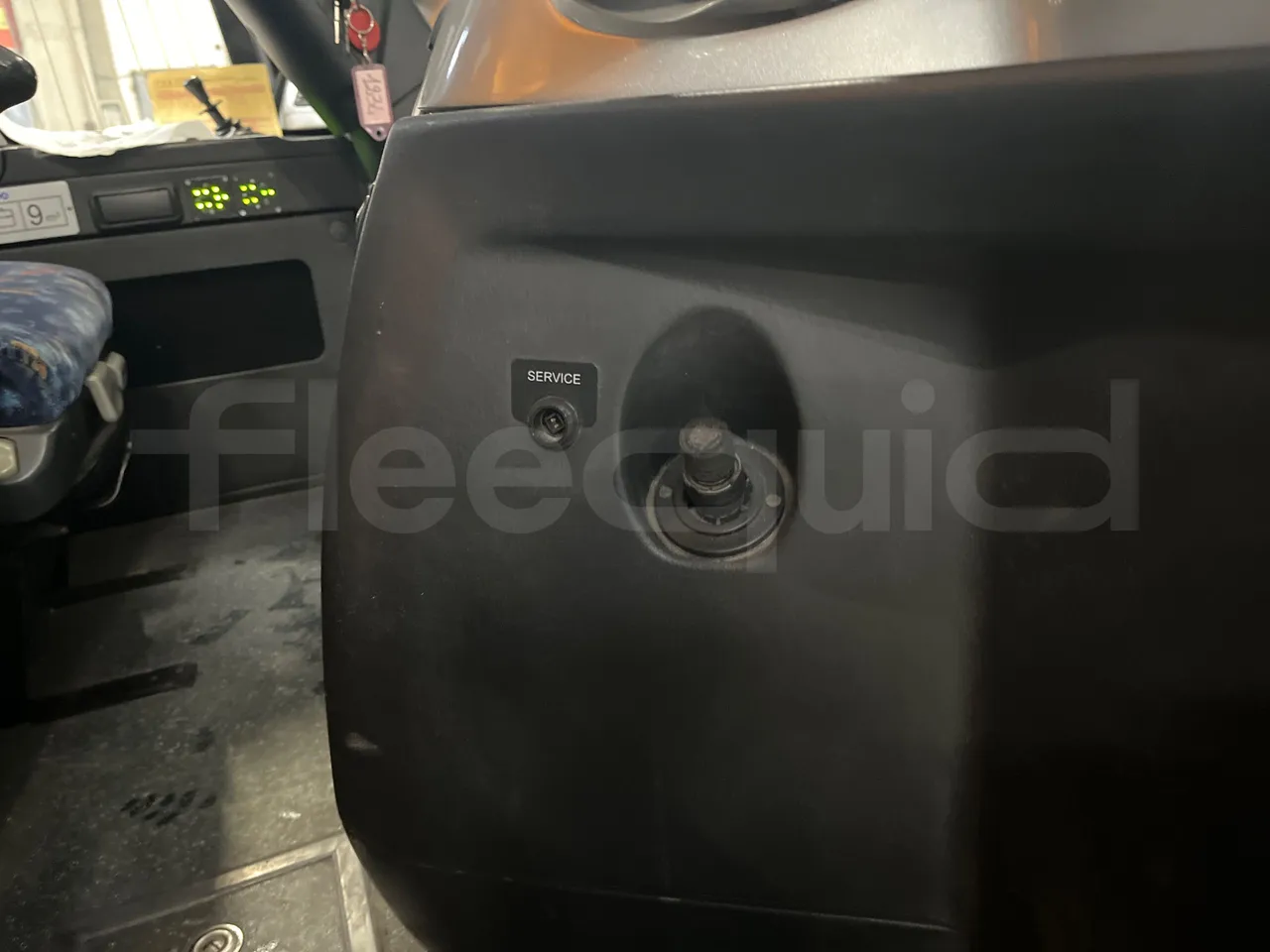 Temsa Safari RD RAT153 - EUR5 - 266kW - 12.200m - hostes microphone accessories photo