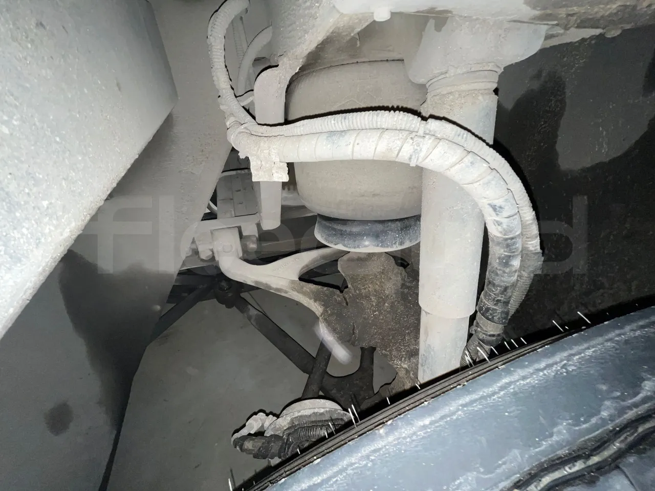 Temsa Safari RD RAT153 - EUR5 - 266kW - 12.200m - front shock absorbers left