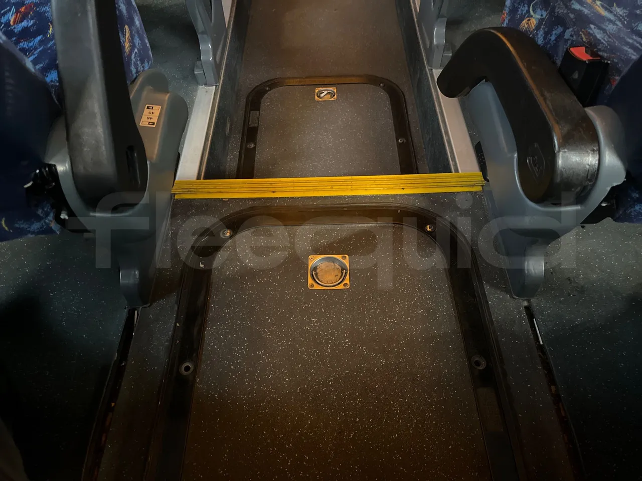 Temsa Safari RD RAT153 - EUR5 - 266kW - 12.200m - floor hatches photo