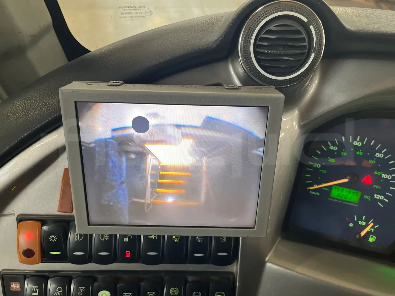 Temsa Safari RD RAT153 - EUR5 - 266kW - 12.200m - monitor detail photo