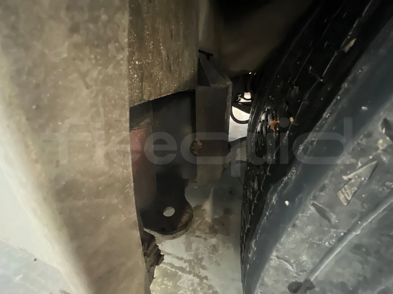 Temsa Safari RD RAT153 - EUR5 - 266kW - 12.200m - axle 2 shock absorbers 1 left