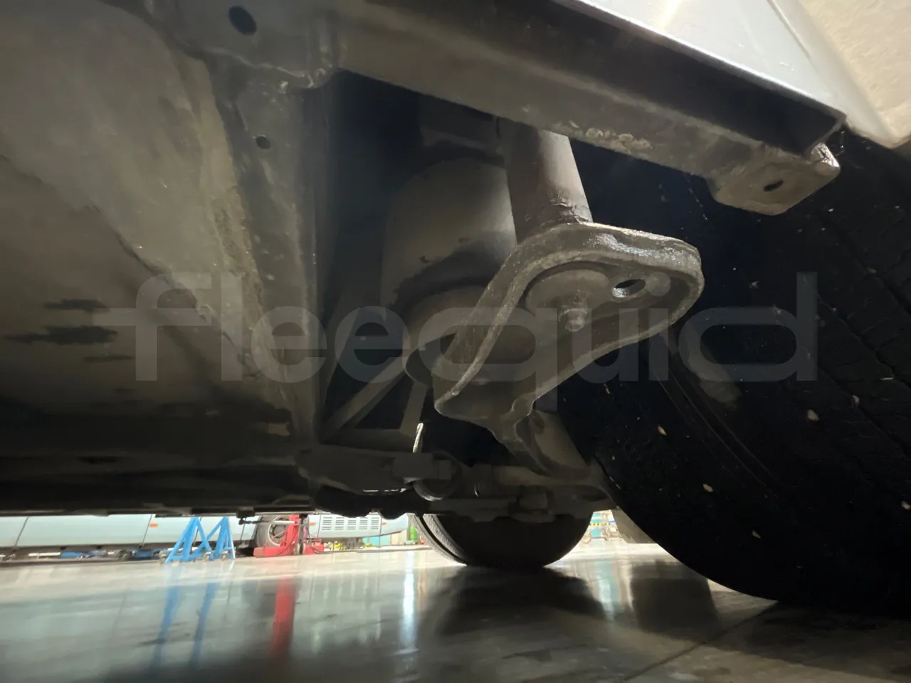 Temsa Safari RD RAT153 - EUR5 - 266kW - 12.200m - axle 2 shock absorbers 2 left