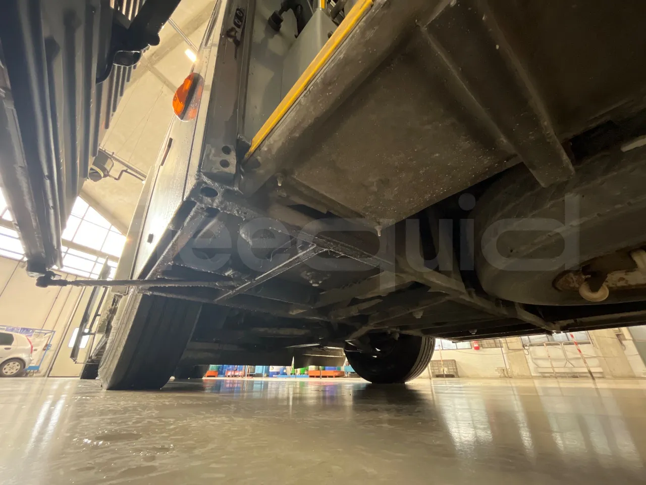 Temsa Safari RD RAT153 - EUR5 - 266kW - 12.200m - front axle right side