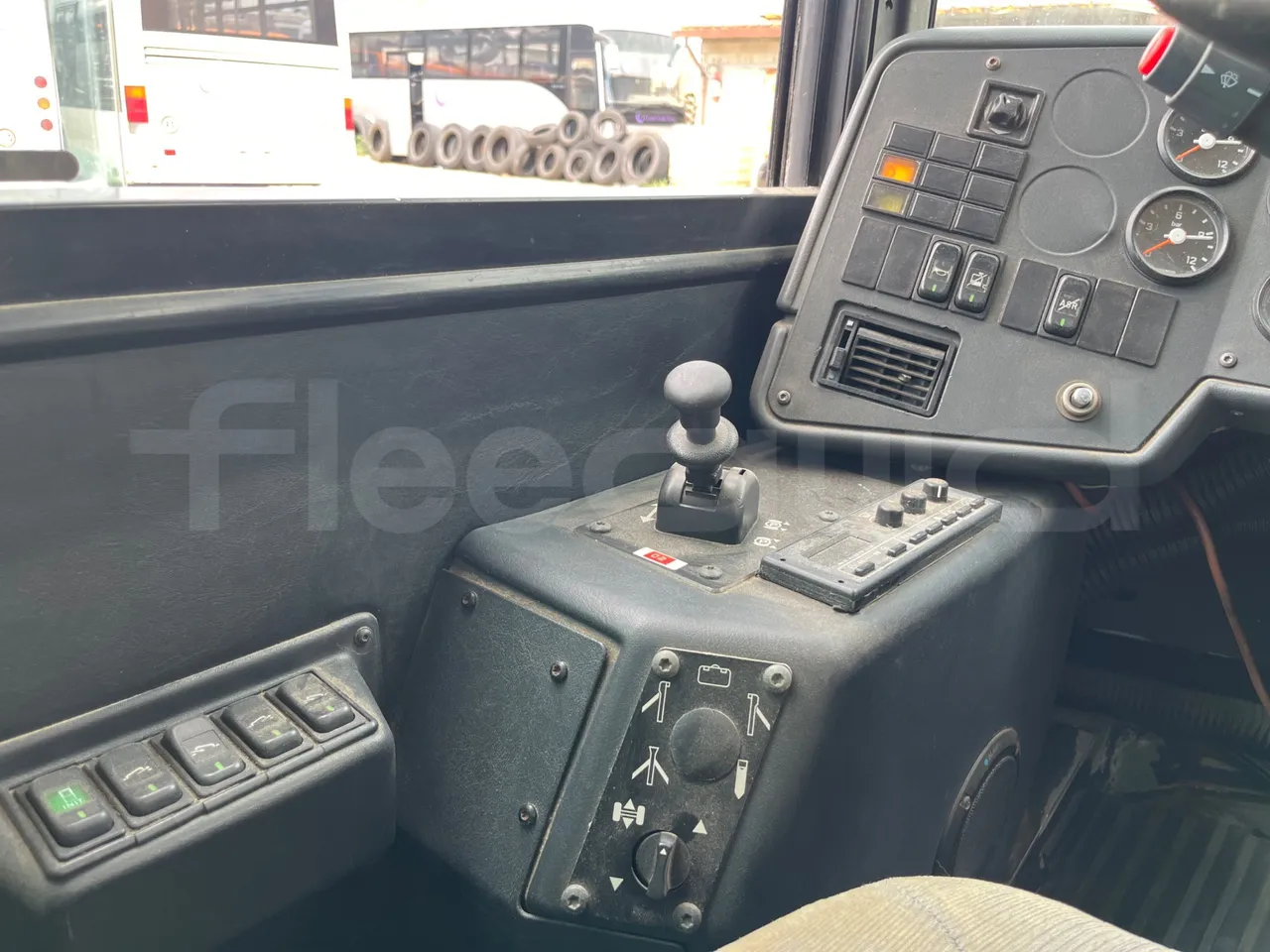 Setra S315 315 NF 457/ Euro 3 -185Kw -12 Mt - onboard devices 1