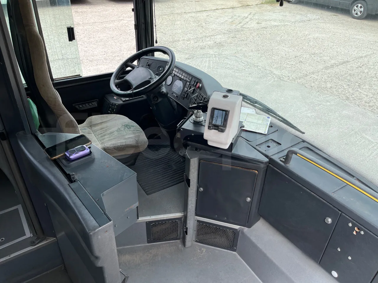 Setra S315 315 NF 457/ Euro 3 -185Kw -12 Mt - buttons panels on