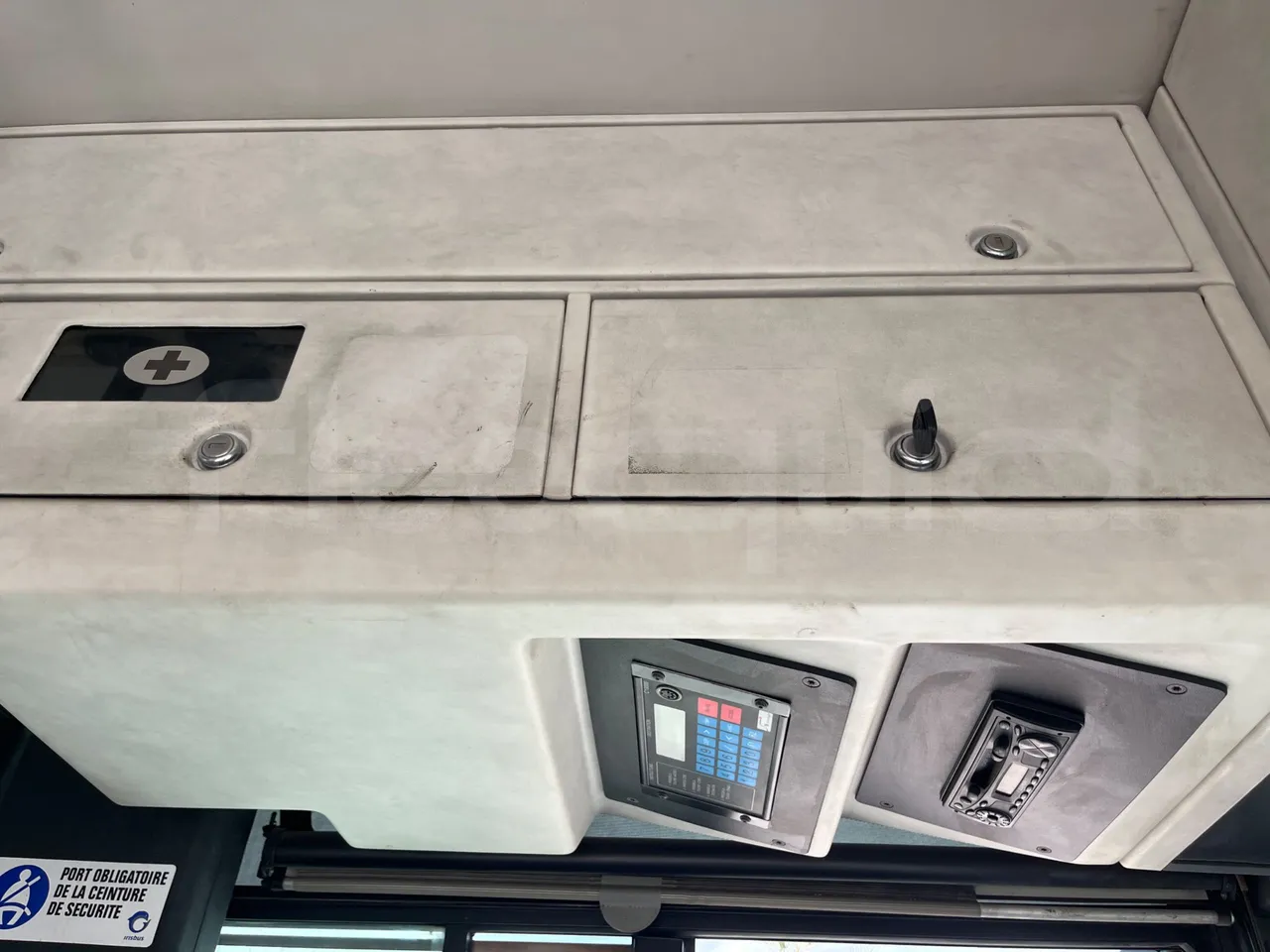 Setra S315 315 NF 457/ Euro 3 -185Kw -12 Mt - handrails photo