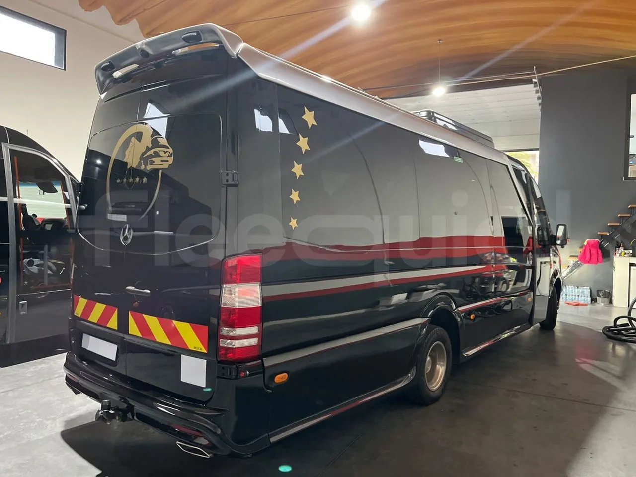 Mercedes-Benz Sprinter 906BB50 Ristè - Euro6 - 120kW - 7.367mt - 3/4 right rear doors closed