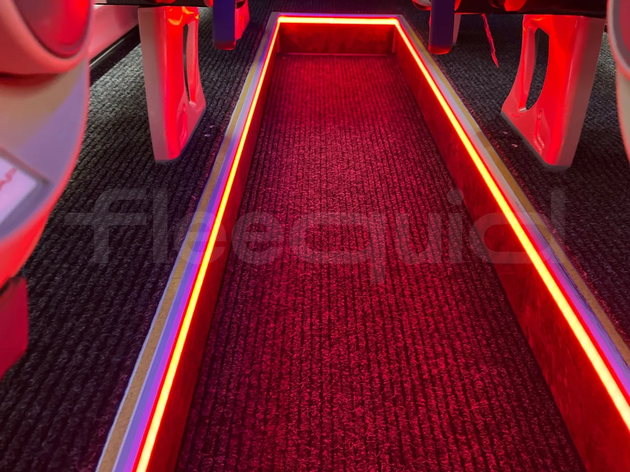 Mercedes-Benz Sprinter 906BB50 Ristè - Euro6 - 120kW - 7.367mt - seat brackets photo