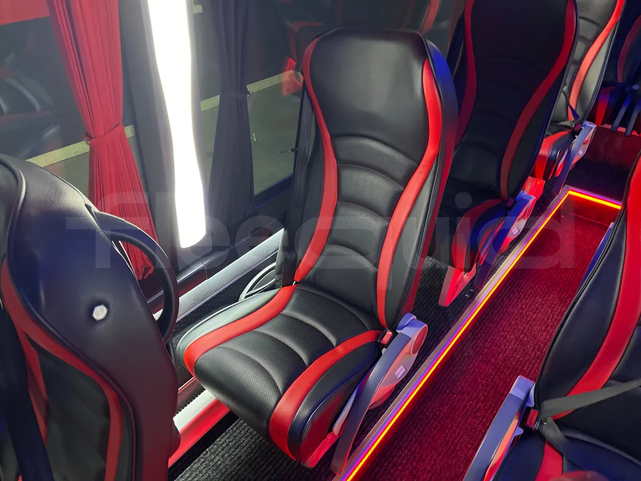 Mercedes-Benz Sprinter 906BB50 Ristè - Euro6 - 120kW - 7.367mt - single seat detail