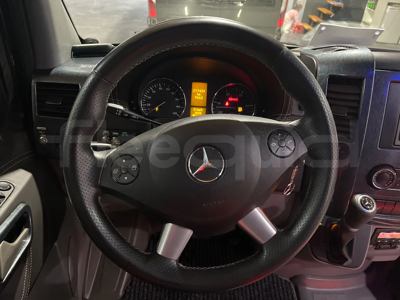 Mercedes-Benz Sprinter 906BB50 Ristè - Euro6 - 120kW - 7.367mt - steering wheel photo