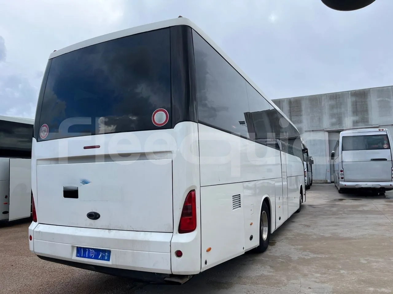 Irisbus 397E.12 397E.12  - Euro5 - 279kW - 12.410m - 3/4 right rear doors closed