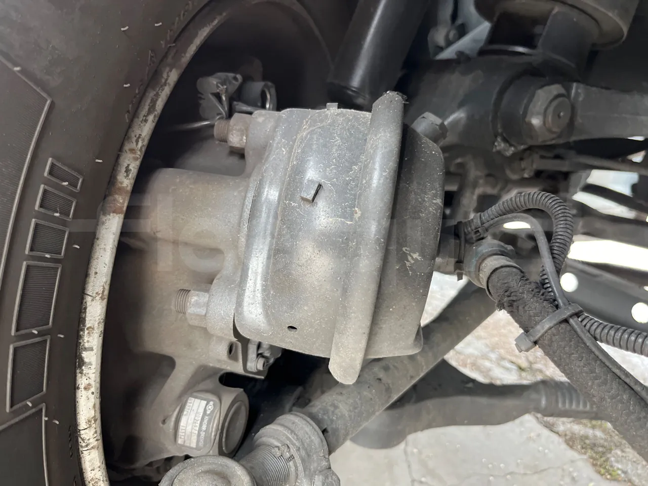 Irisbus 397E.12 397E.12  - Euro5 - 279kW - 12.410m - front brake calipers right