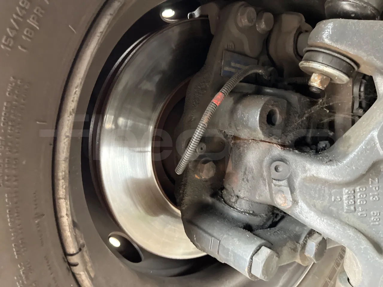 Irisbus 397E.12 397E.12  - Euro5 - 279kW - 12.410m - front discs left