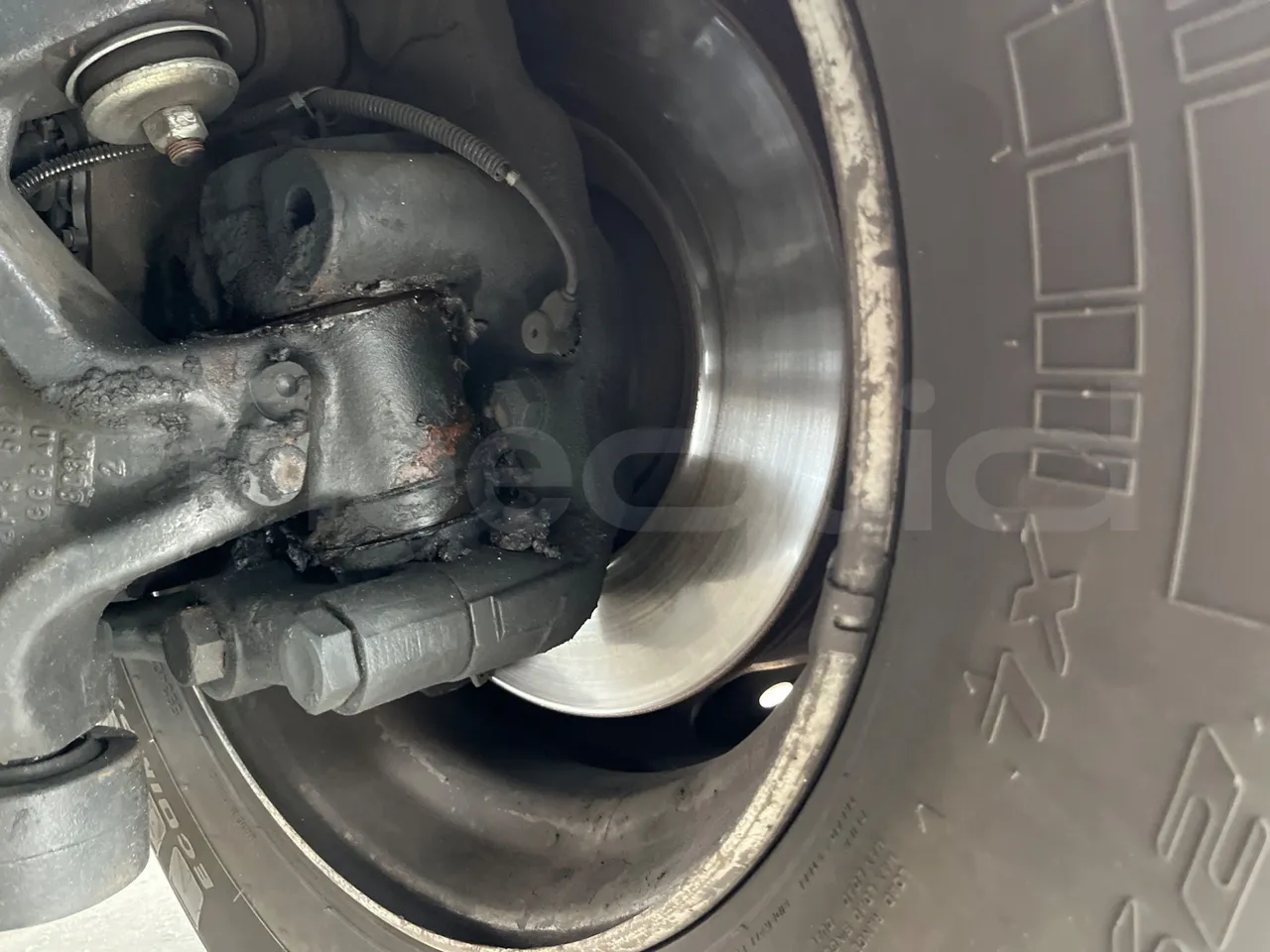 Irisbus 397E.12 397E.12  - Euro5 - 279kW - 12.410m - front discs right