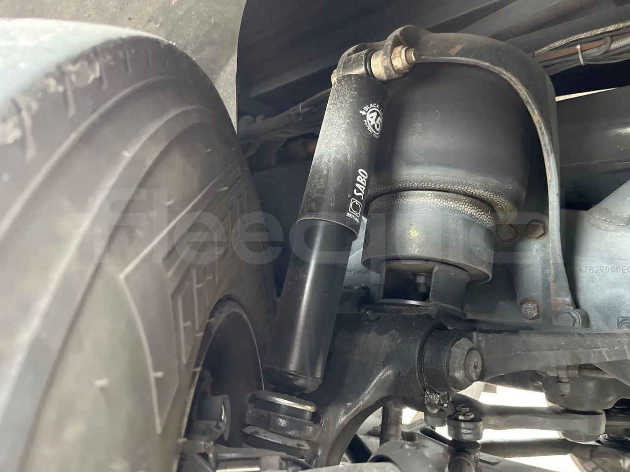 Irisbus 397E.12 397E.12  - Euro5 - 279kW - 12.410m - front shock absorbers right