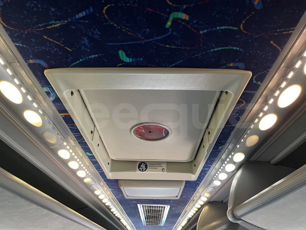 Irisbus 397E.12 397E.12  - Euro5 - 279kW - 12.410m - roof hatch 2