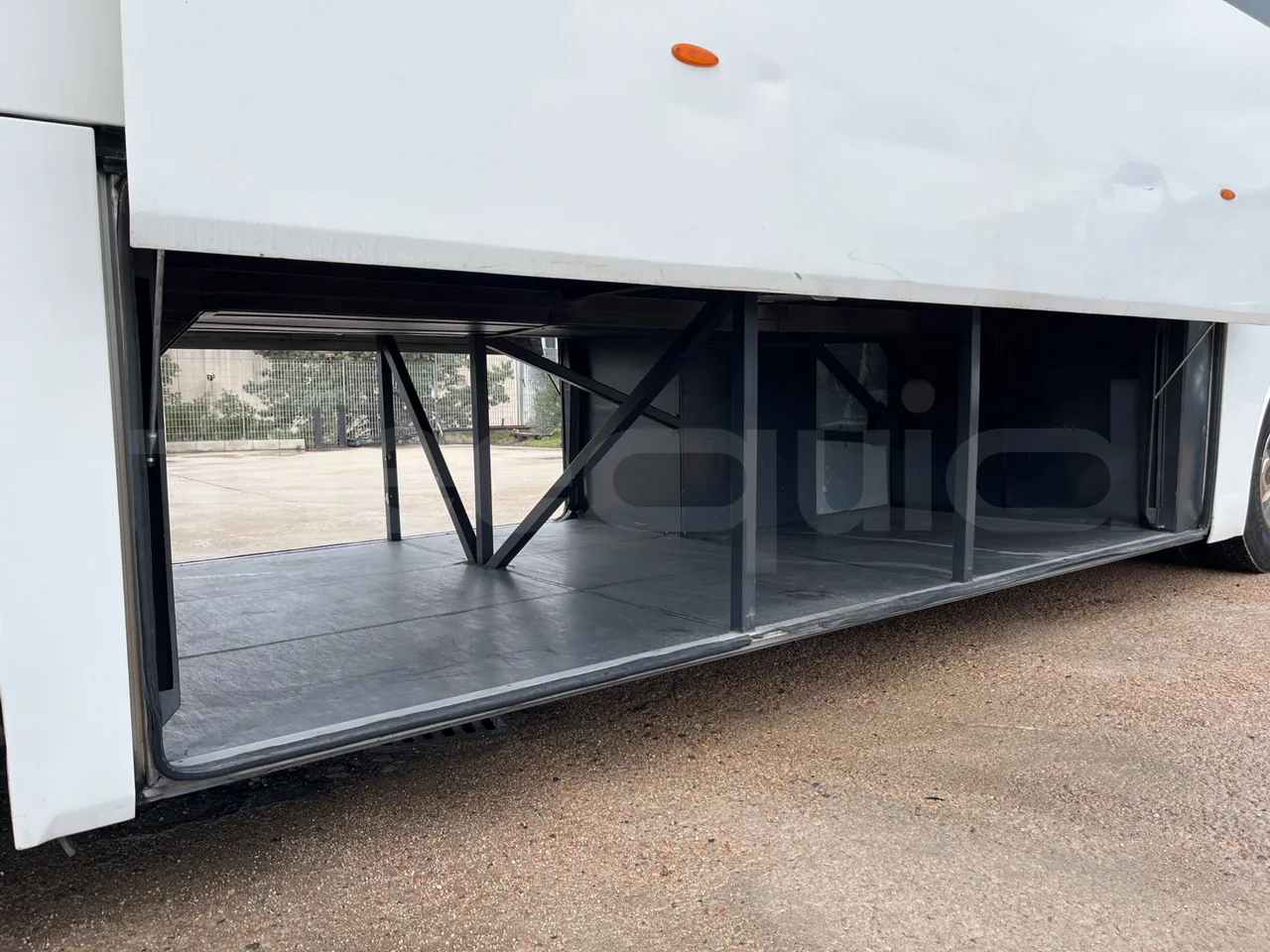 Irisbus 397E.12 397E.12  - Euro5 - 279kW - 12.410m - internal frame rust check