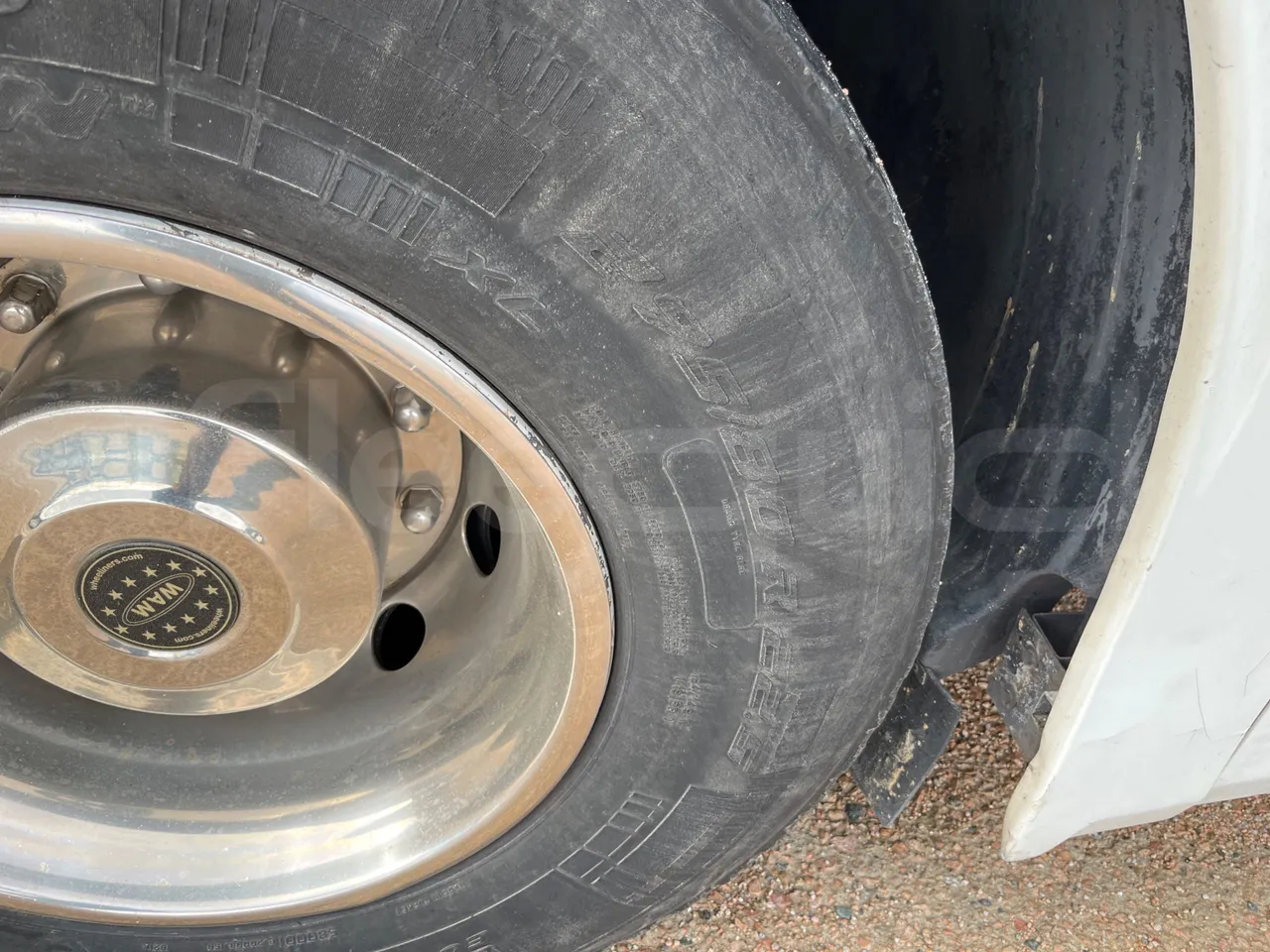 Irisbus 397E.12 397E.12  - Euro5 - 279kW - 12.410m - tread condition front tires right