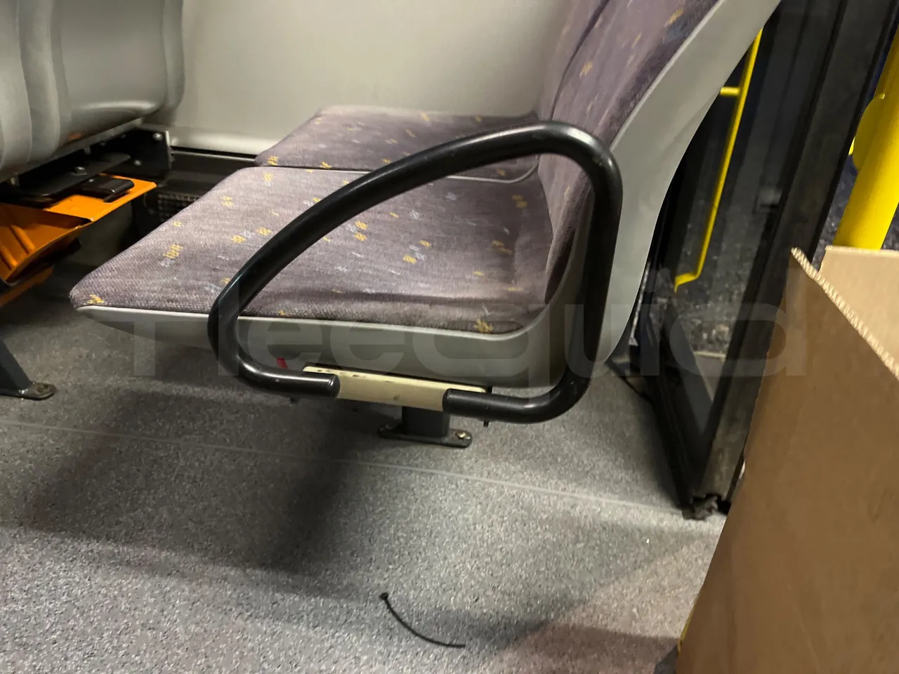 Man Lion's City A21 - EUR5 - 206kW - 11.980m - armrest detail photo