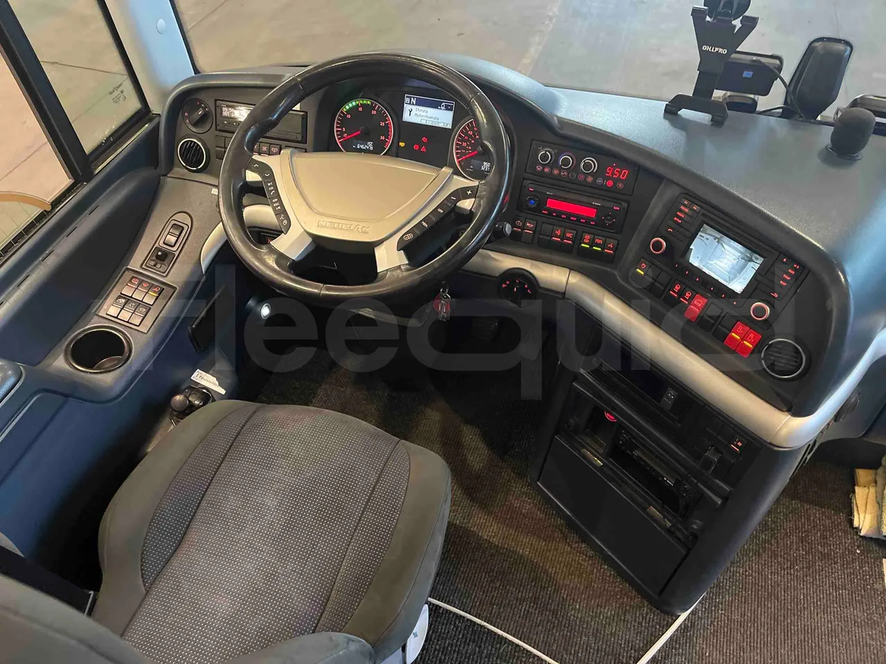 Neoplan Tourliner 2SACB - EUR6 - 324kW - 13.800m - buttons panels on