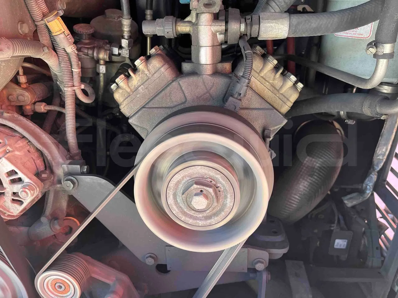 Neoplan Tourliner 2SACB - EUR6 - 324kW - 13.800m - air conditioning compressor
