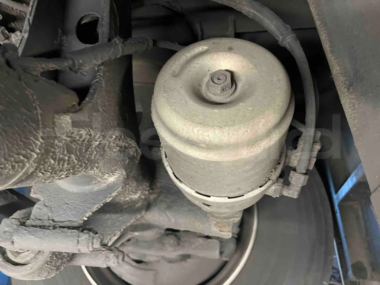 Neoplan Tourliner 2SACB - EUR6 - 324kW - 13.800m - front shock absorbers left
