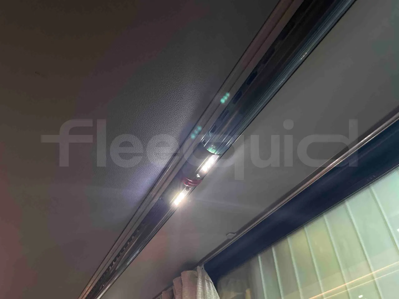 Neoplan Tourliner 2SACB - EUR6 - 324kW - 13.800m - power outlets detail