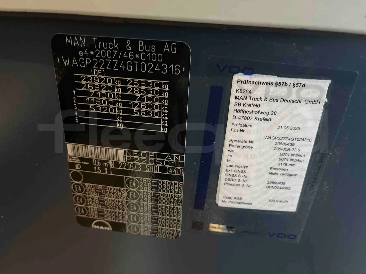 Neoplan Tourliner 2SACB - EUR6 - 324kW - 13.800m - vehicle plate photo