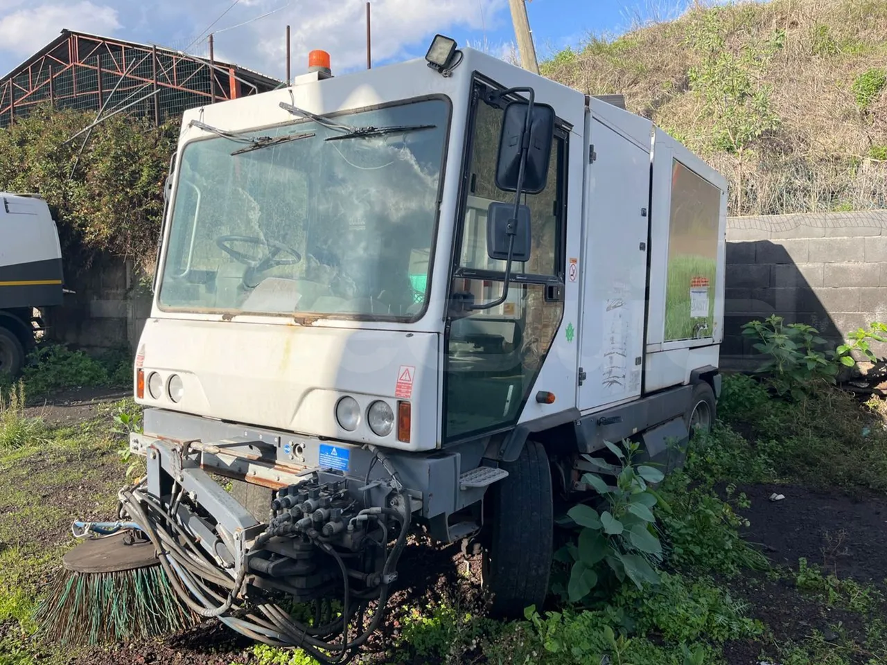 Dulevo 5010 L - 5.890mt - 3/4 front left