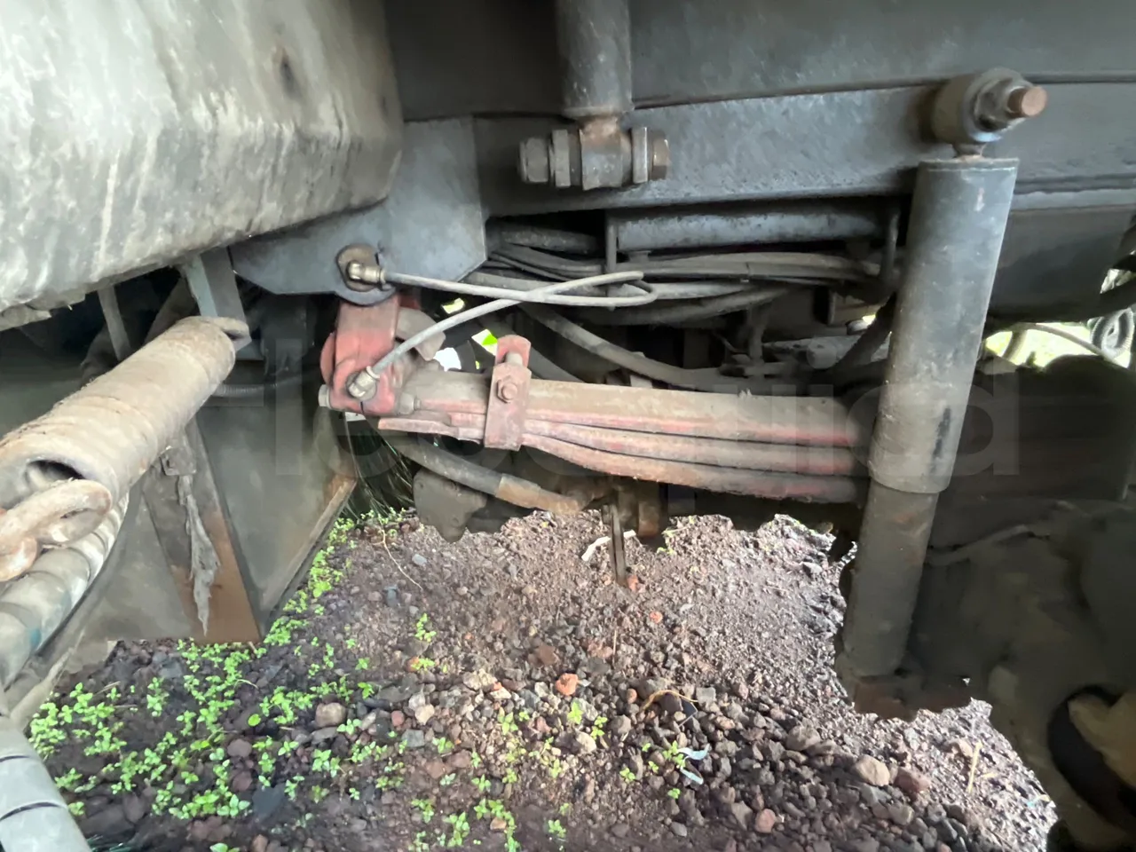 Dulevo 5010 L - 5.890mt - front air springs left