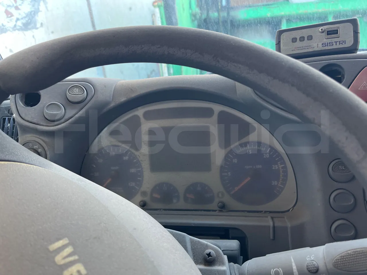 Iveco Magirus A260S/E4 FARID T1SM25 - Euro5 - 228kW - 9.685mt - dashboard lights on