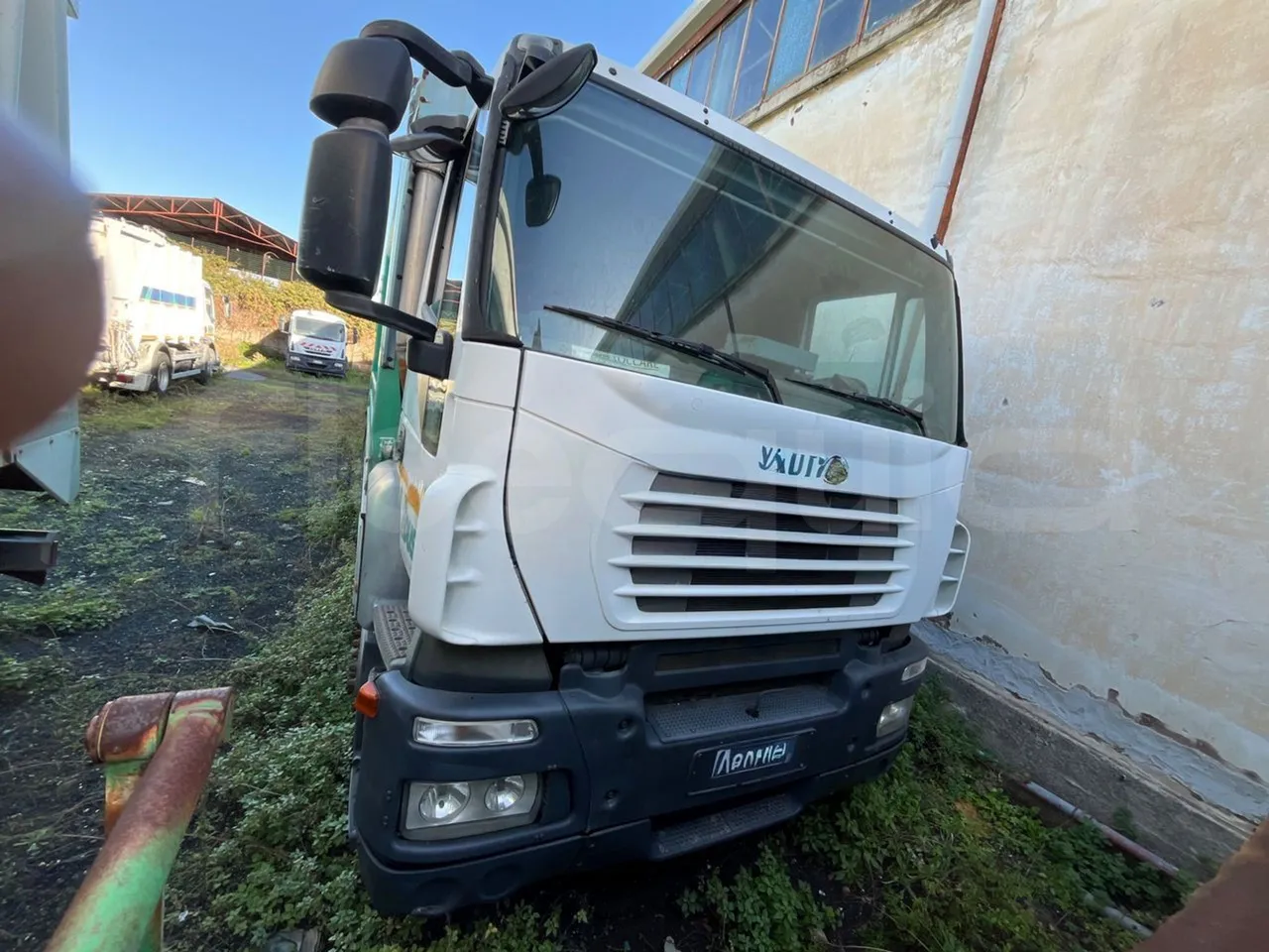 Iveco Magirus A260S/E4 FARID T1SM25 - Euro5 - 228kW - 9.685mt - front photo