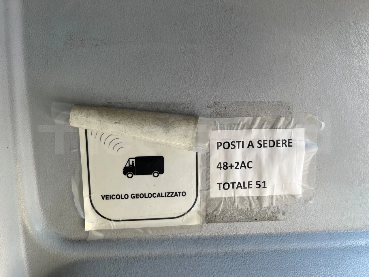 King Long XMQ6800 2AL1AA2B - Euro5 - 148kW - 7.995mt - seat plate photo