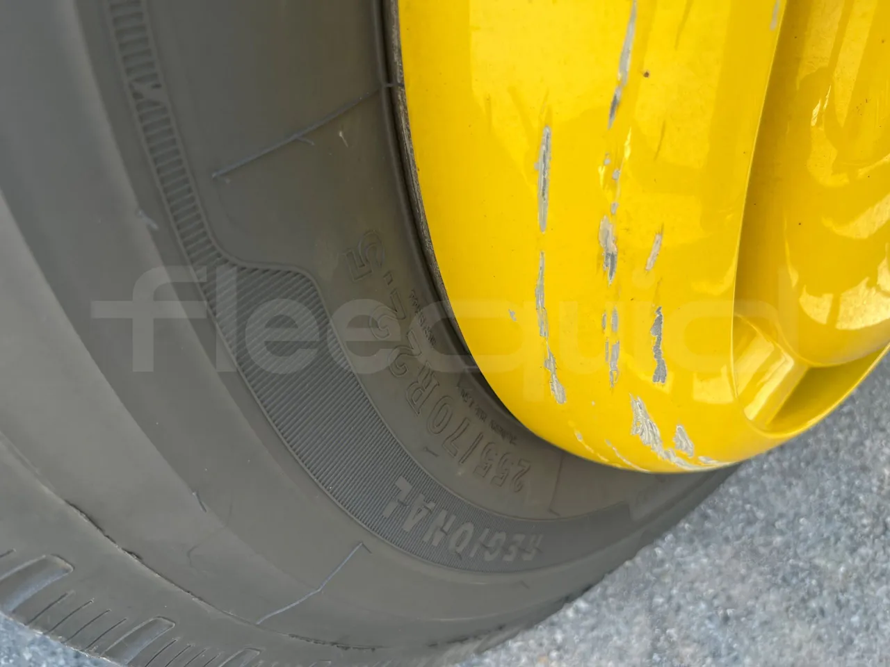 King Long XMQ6800 2AL1AA2B - Euro5 - 148kW - 7.995mt - front left tire measurements