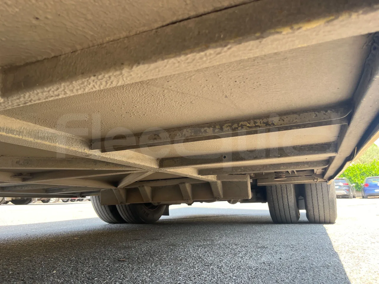 King Long XMQ6800 2AL1AA2B - Euro5 - 148kW - 7.995mt - central undercarriage photo